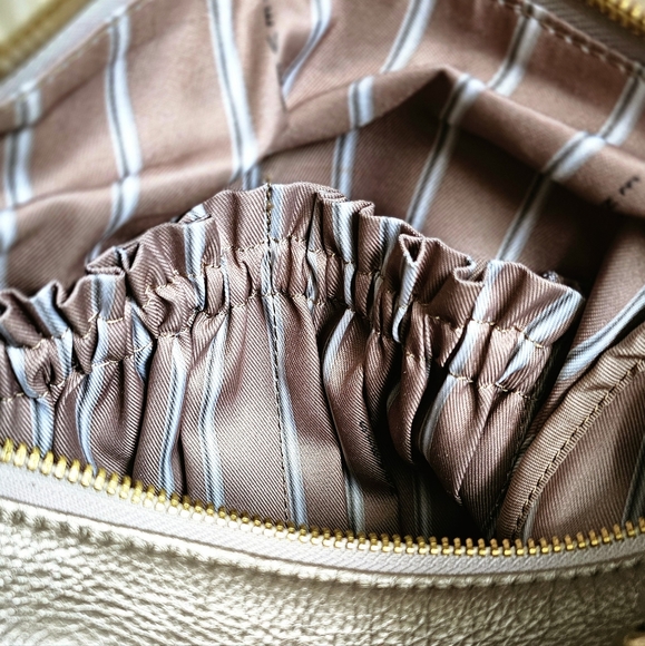 STEVEN by Steve Madden metallic taupe leather purse. - Picture 15 of 15